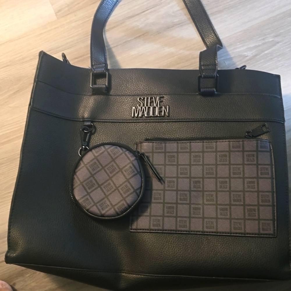 Steven Madden - image 1